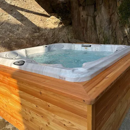 Scalotta - Nature Relax View With Jacuzzi And デルヴィオ