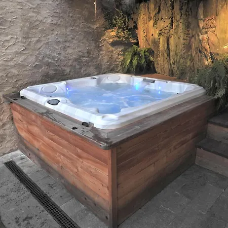 Scalotta - Nature Relax View With Private Jacuzzi And * Дервио