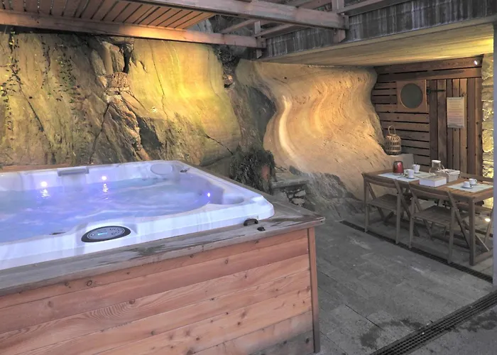 Scalotta - Nature Relax View With Private Jacuzzi And * Дервио